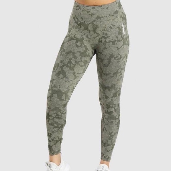 Gymshark Adapt Leggings- Green Animal Print - Picture 2 of 5